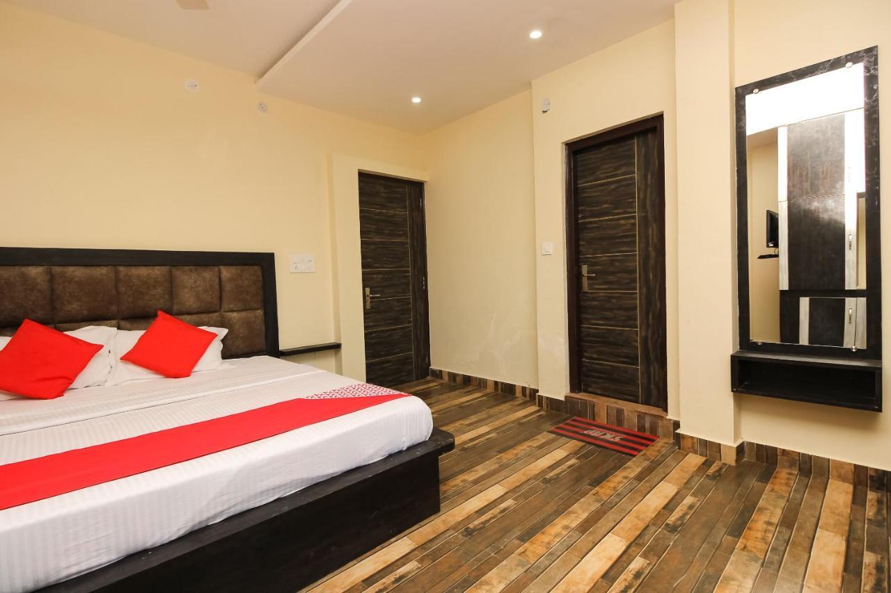 Oyo 39391 Jk Guest House Dharamshala Værelse billede
