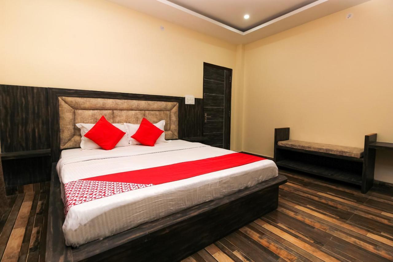 Oyo 39391 Jk Guest House Dharamshala Eksteriør billede