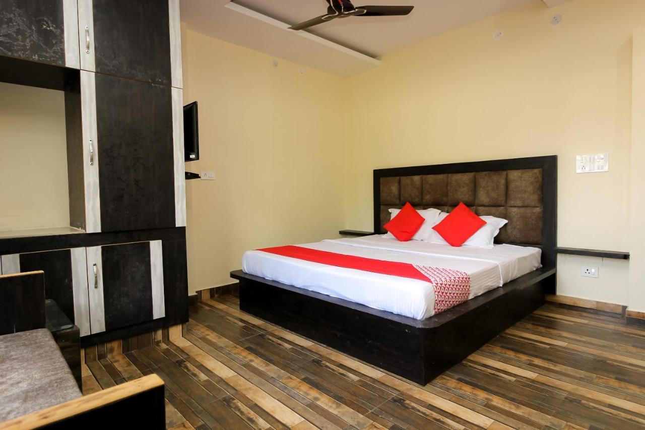 Oyo 39391 Jk Guest House Dharamshala Eksteriør billede